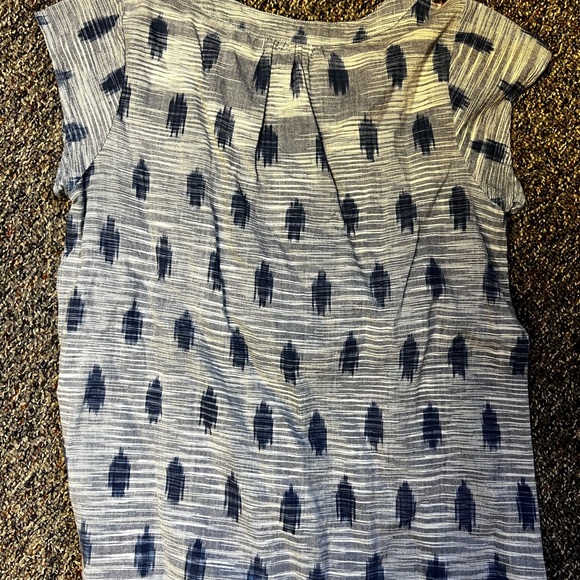 ROOLEE (THML) shirt size medium - Picture 2 of 3